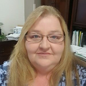 Meet your Posher, Cassandra